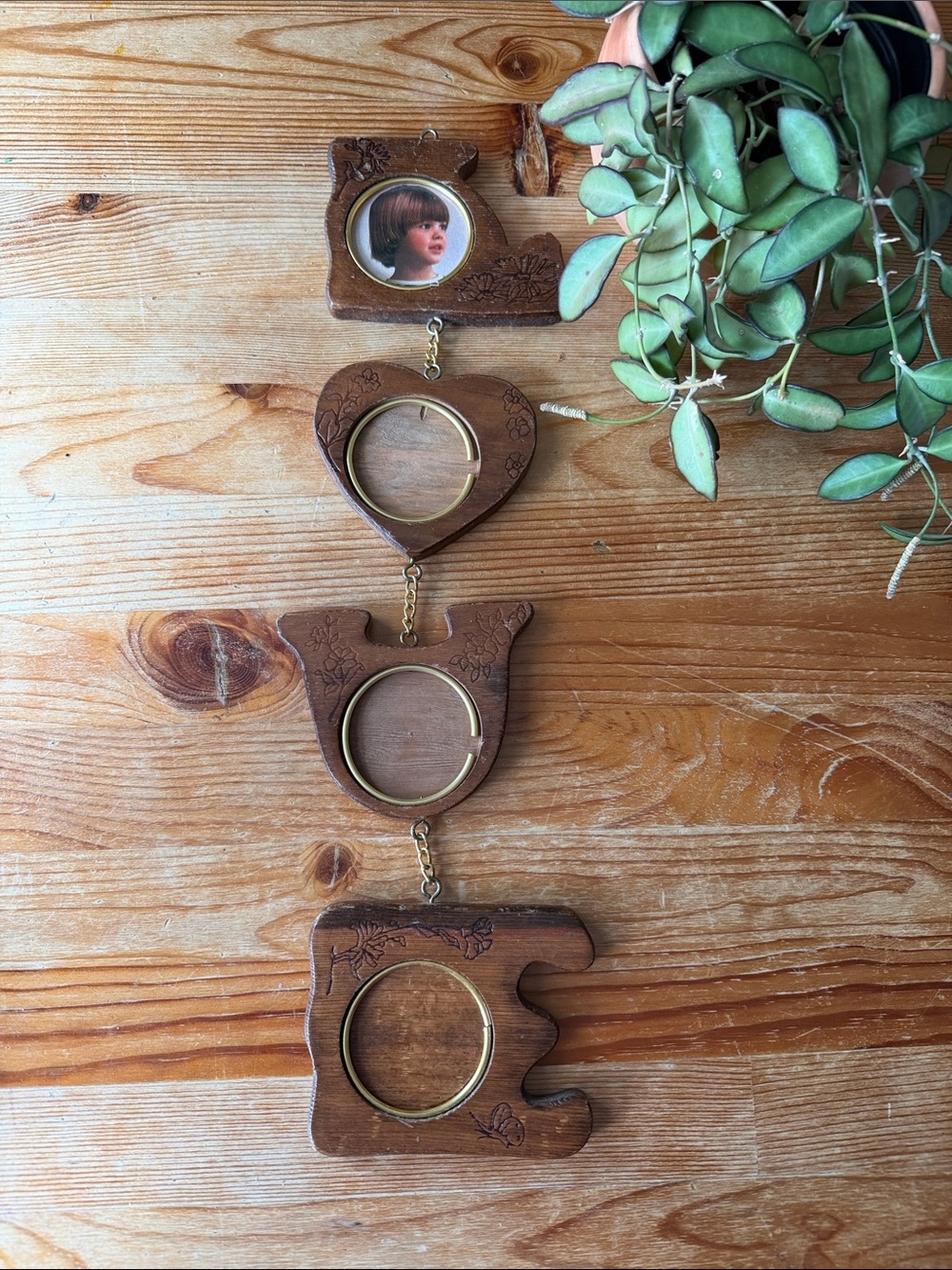 Vintage Wooden 'Love' Hanging Photo Frame